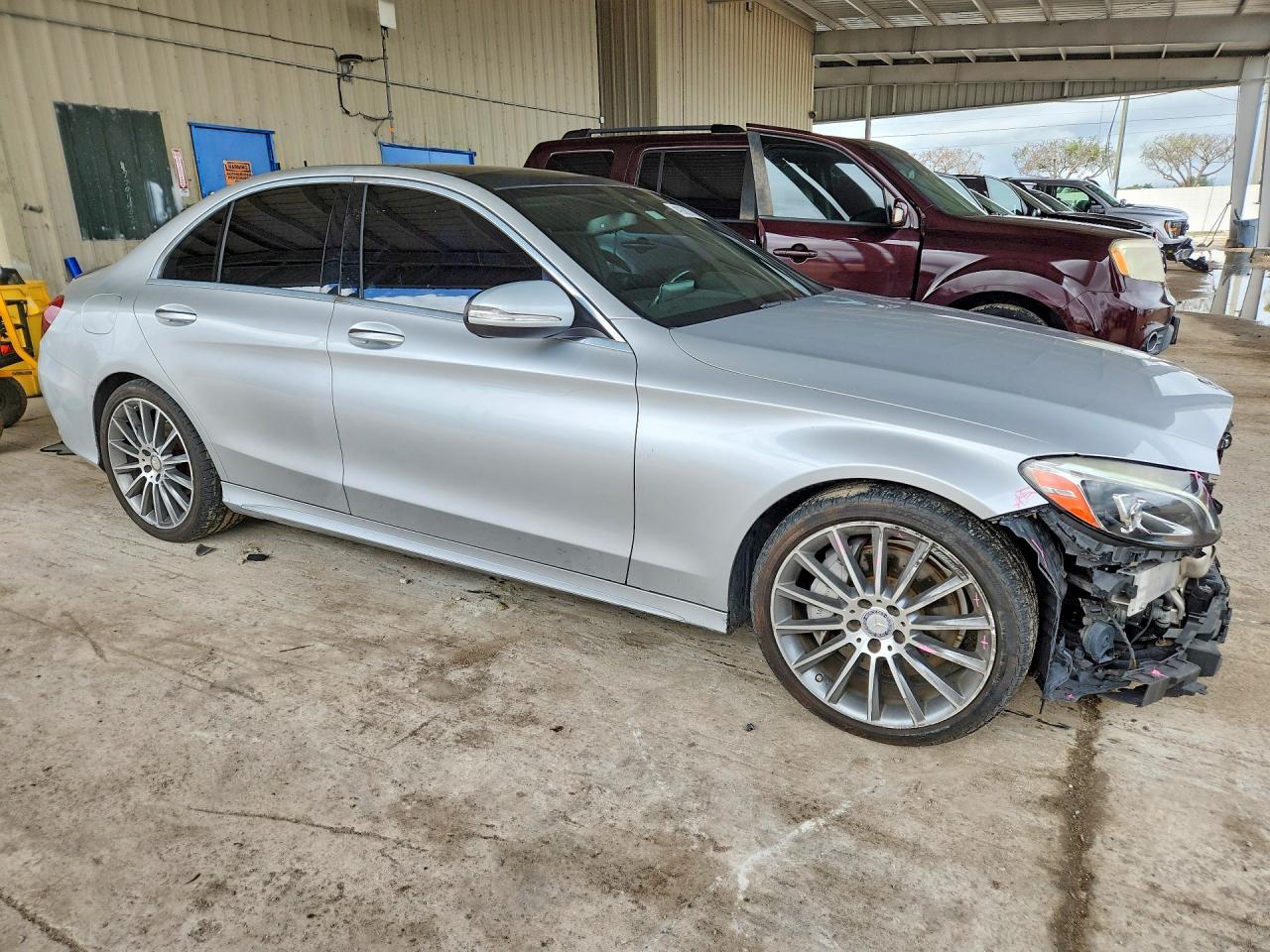 2015 Mercedes-Benz C 300 - Image 4