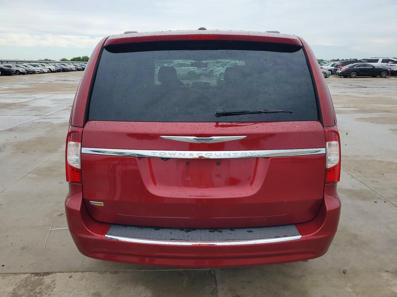 2016 Chrysler Town & Country Touring - Фото 6