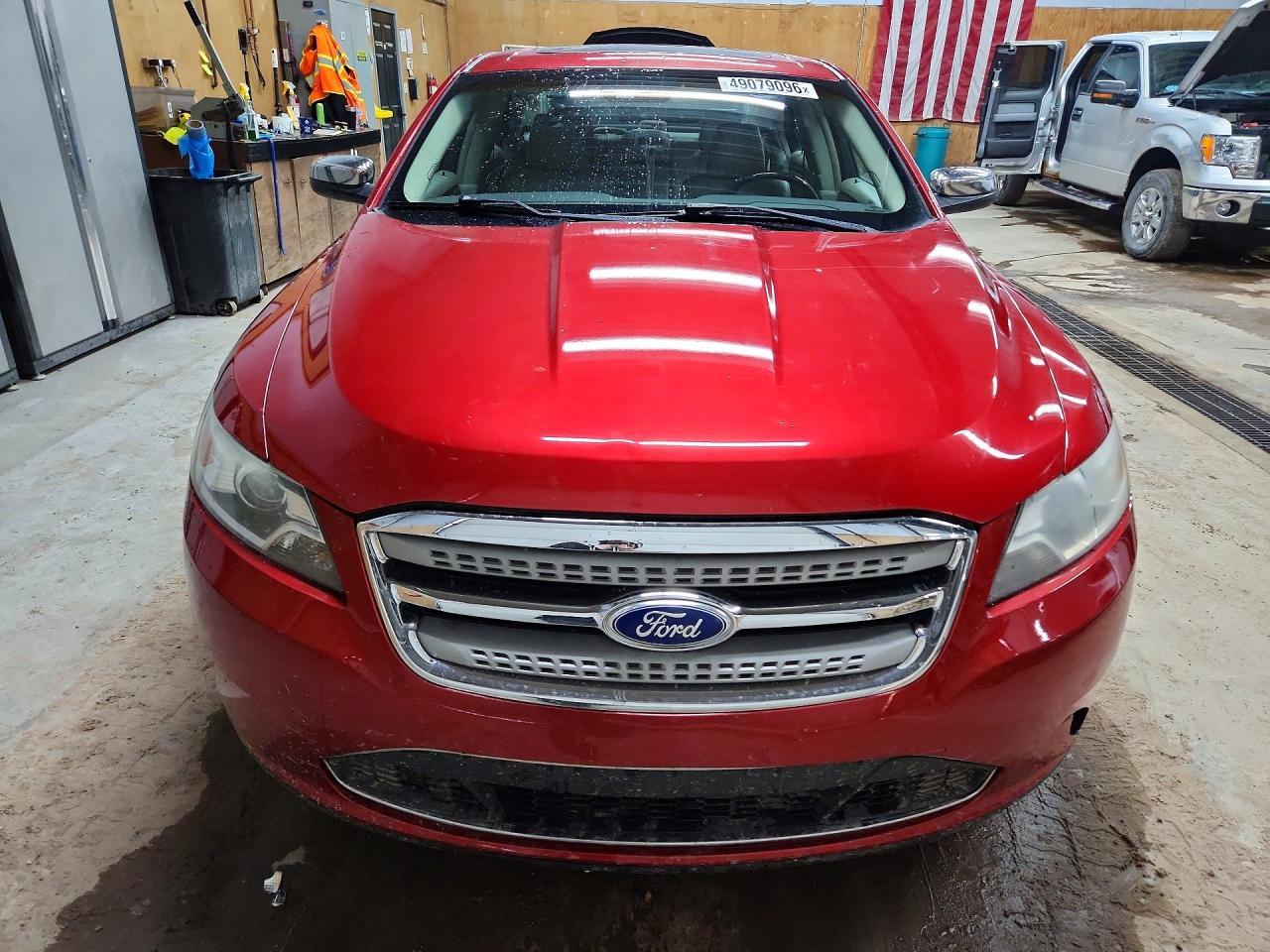 2011 Ford Taurus Limited - Фото 5
