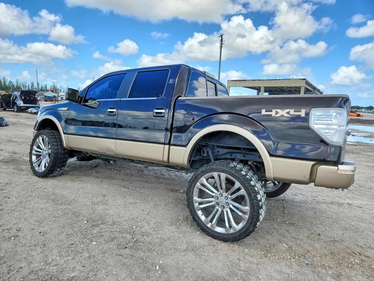 2013 Ford F150 Supercrew - Фото 2