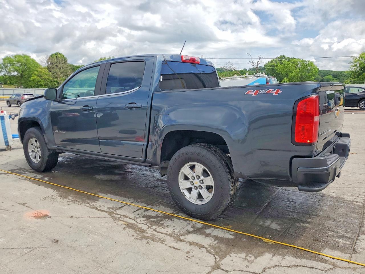 2019 Chevrolet Colorado - Image 2