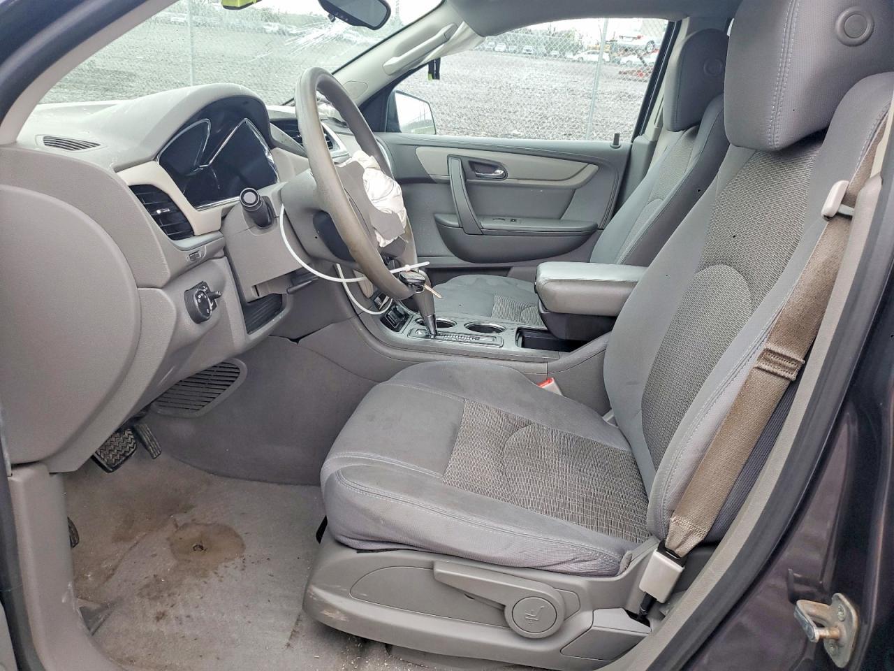 2015 Chevrolet Traverse Ls - Фото 7