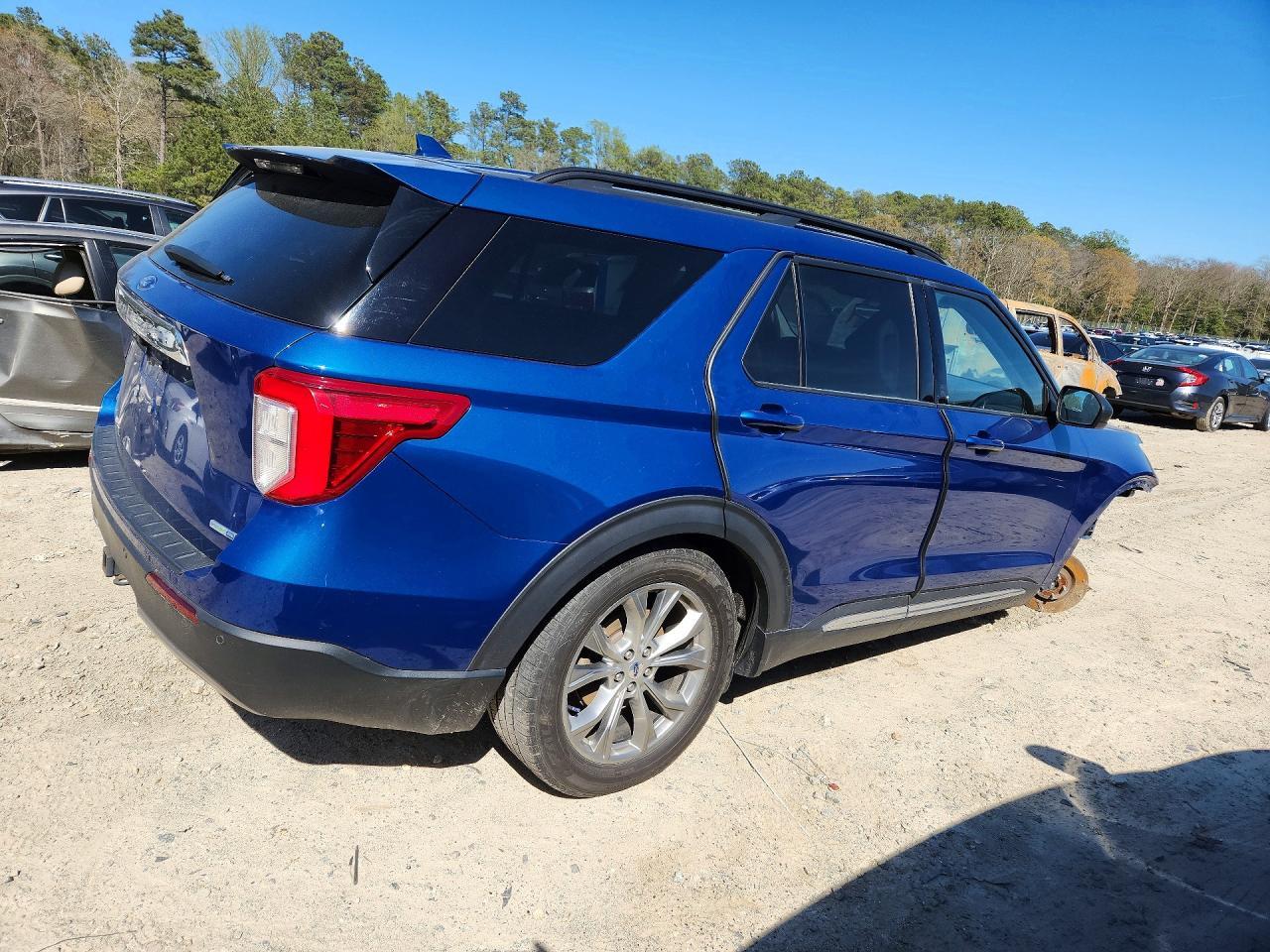 2020 Ford Explorer Xlt - Фото 3