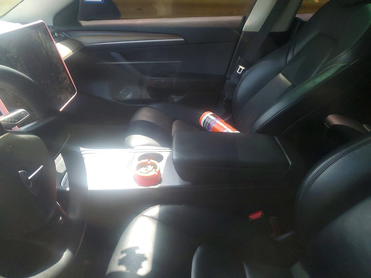 2022 Tesla Model 3 - Image 7