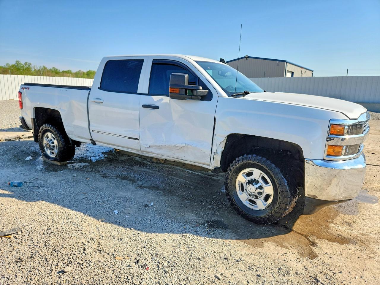 2016 Chevrolet Silverado K2500 Heavy Duty - Фото 4