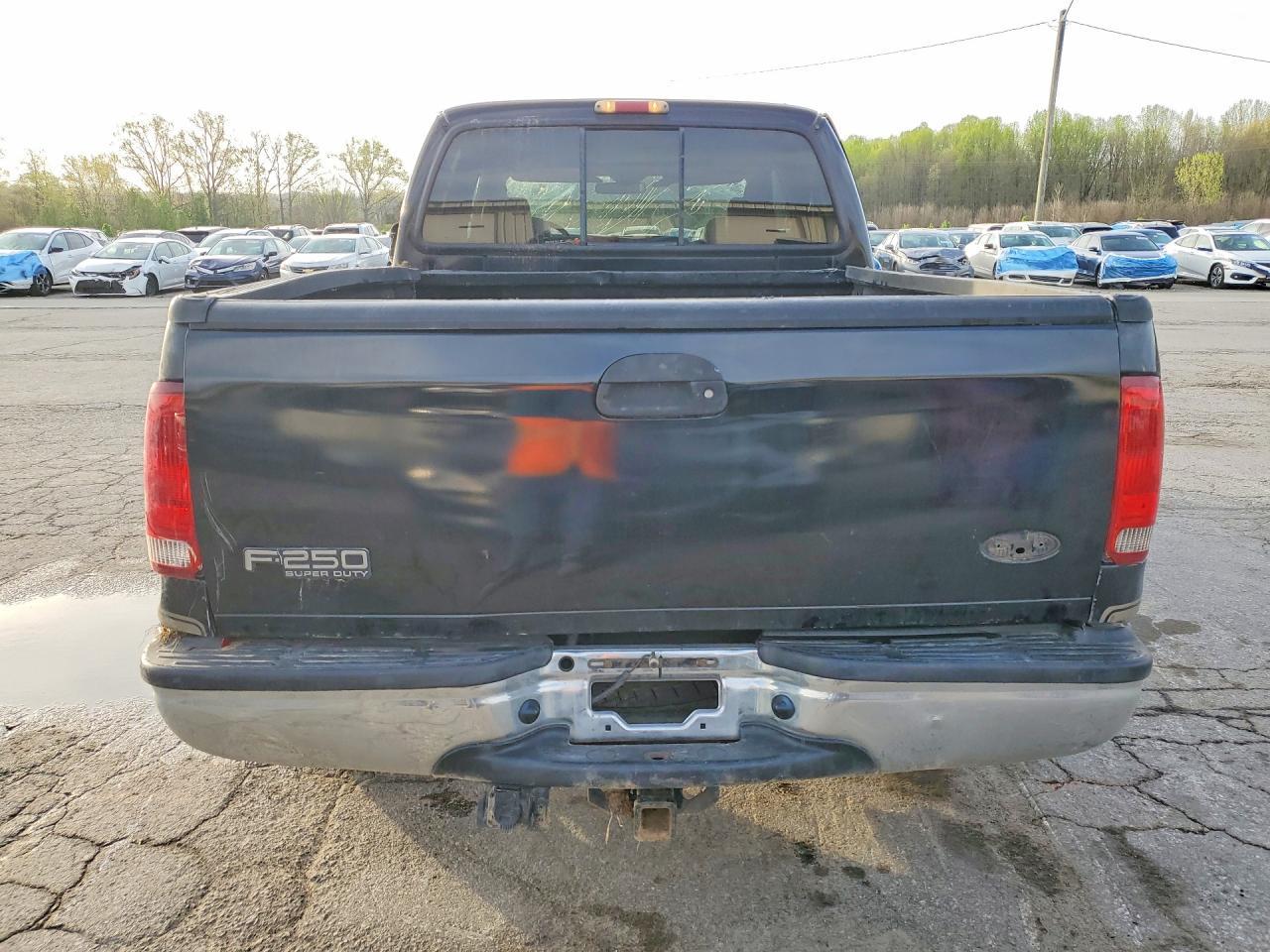 2004 Ford F250 Super Duty - Image 6
