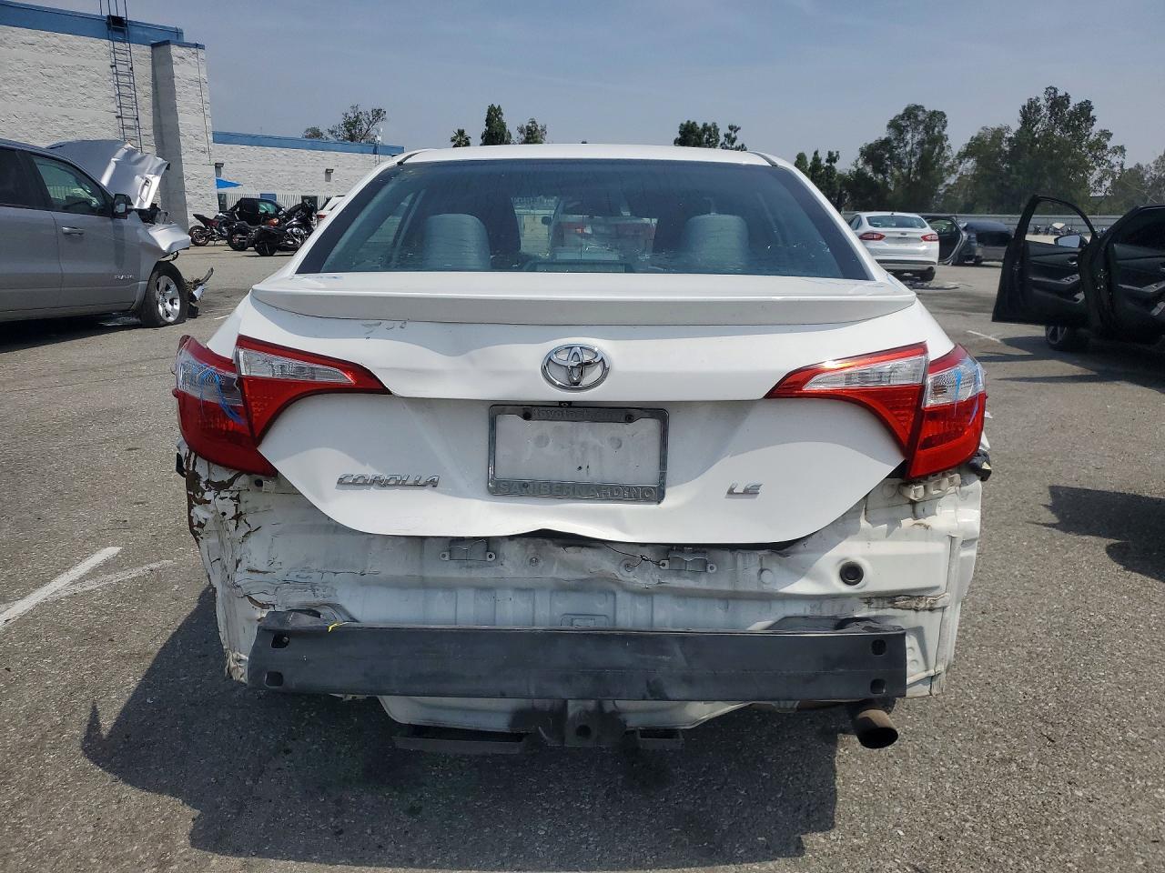 2015 Toyota Corolla Le Plus - Фото 6