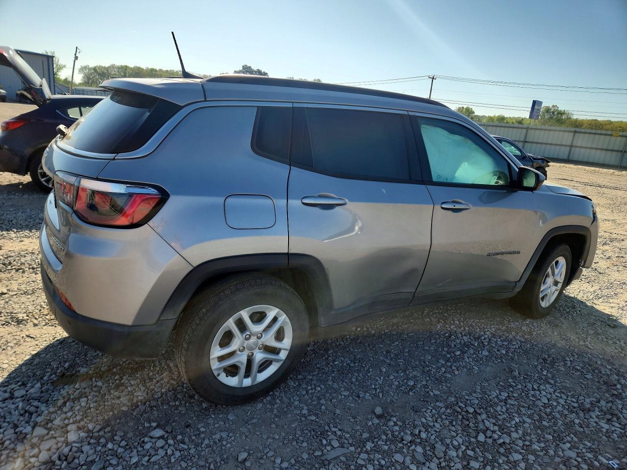 2019 Jeep Compass Sport - Фото 3