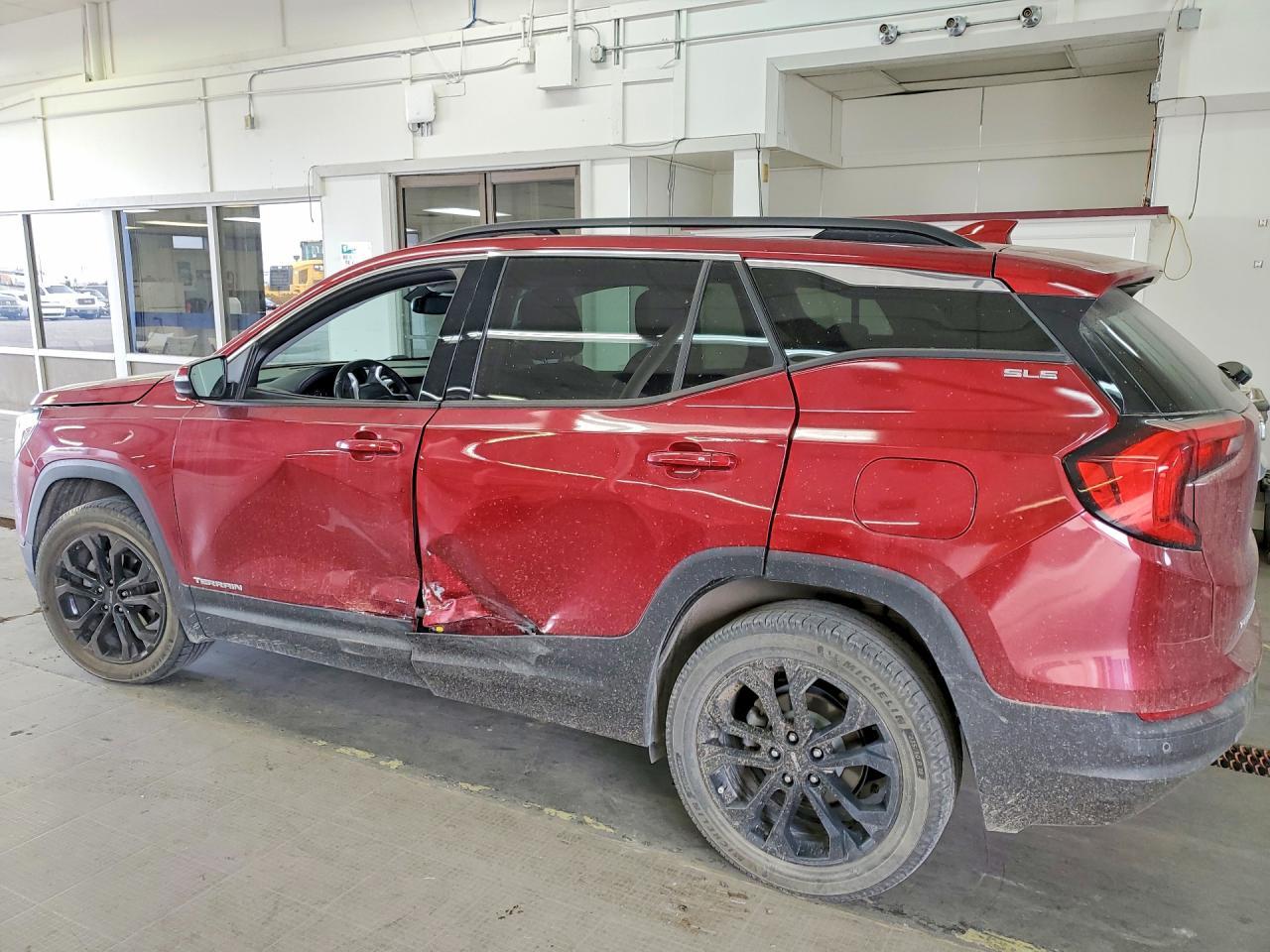 2018 GMC Terrain Sle - Image 2