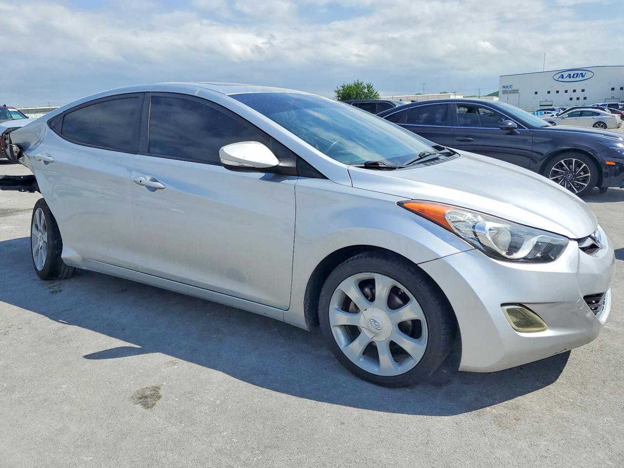 2012 Hyundai Elantra Limited - Image 4