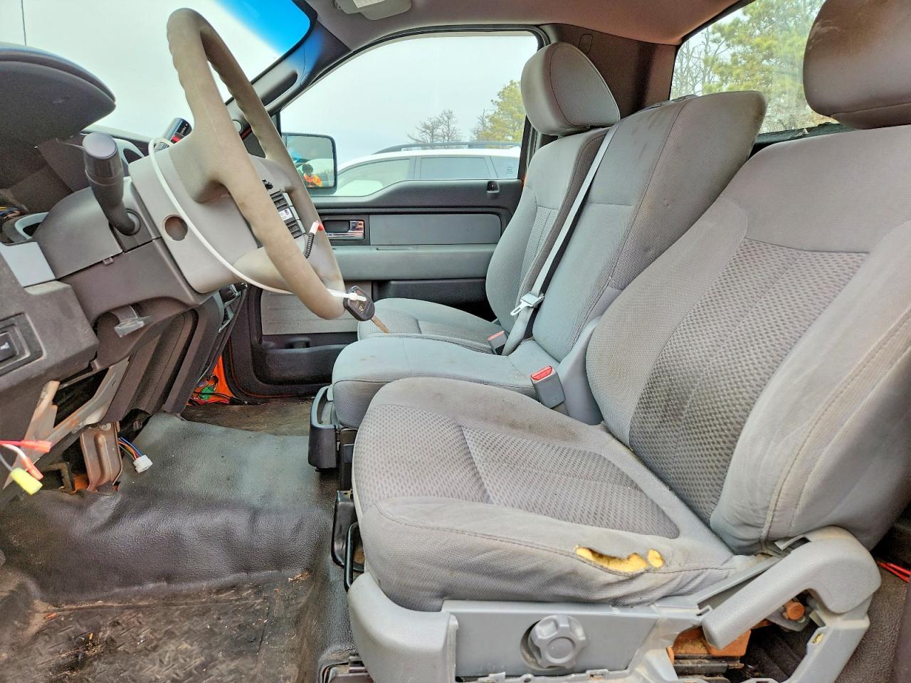2012 Ford F150 - Image 7