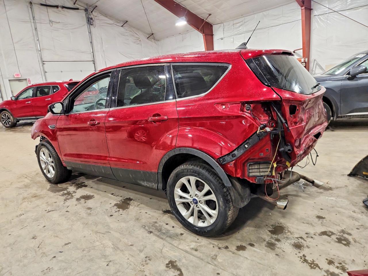 2019 Ford Escape Se - Фото 2