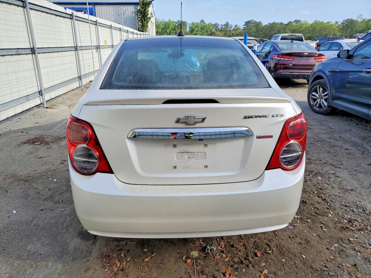 2015 Chevrolet Sonic Ltz - Image 6