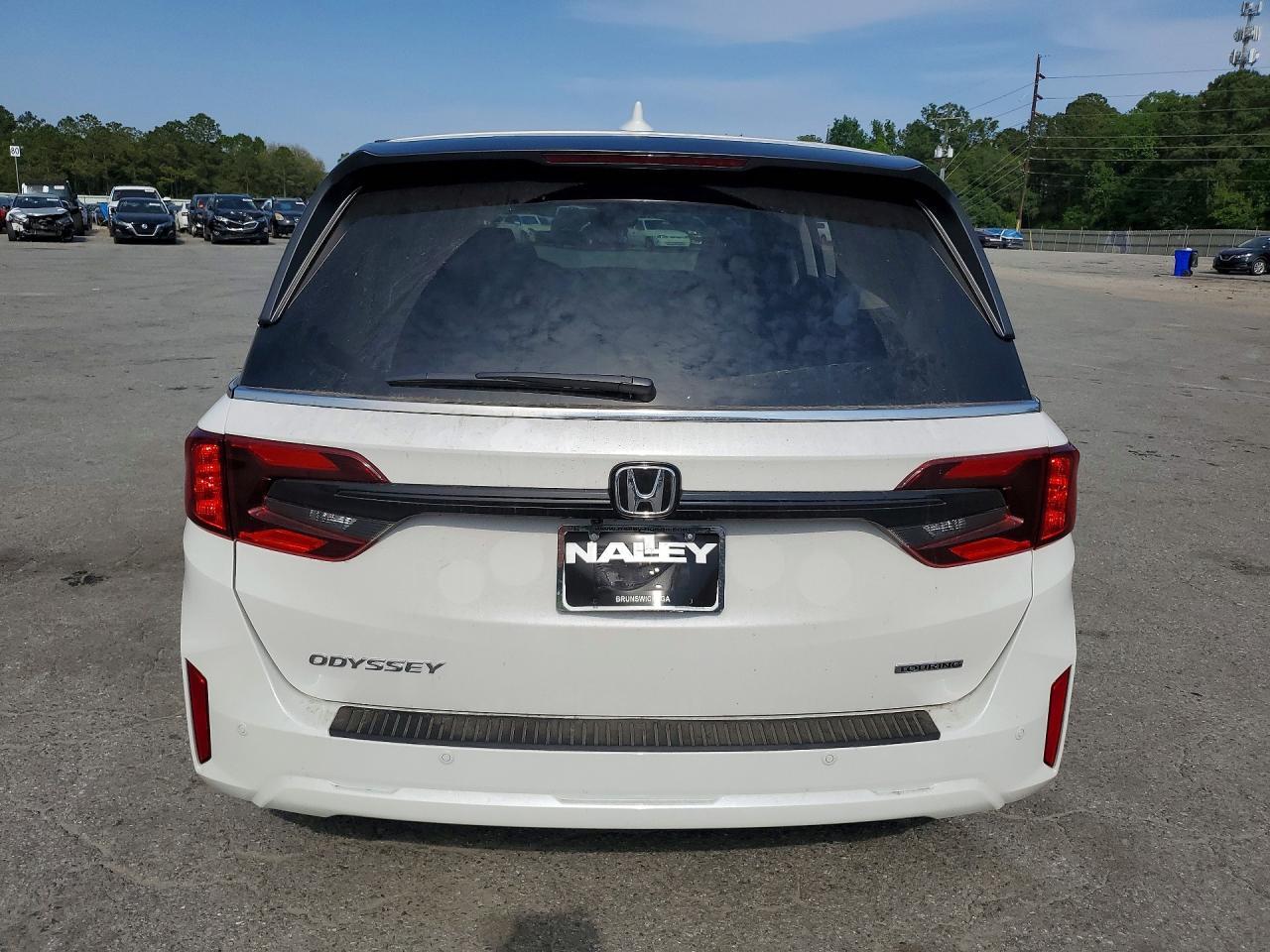 2026 Honda Odyssey Touring - Image 6