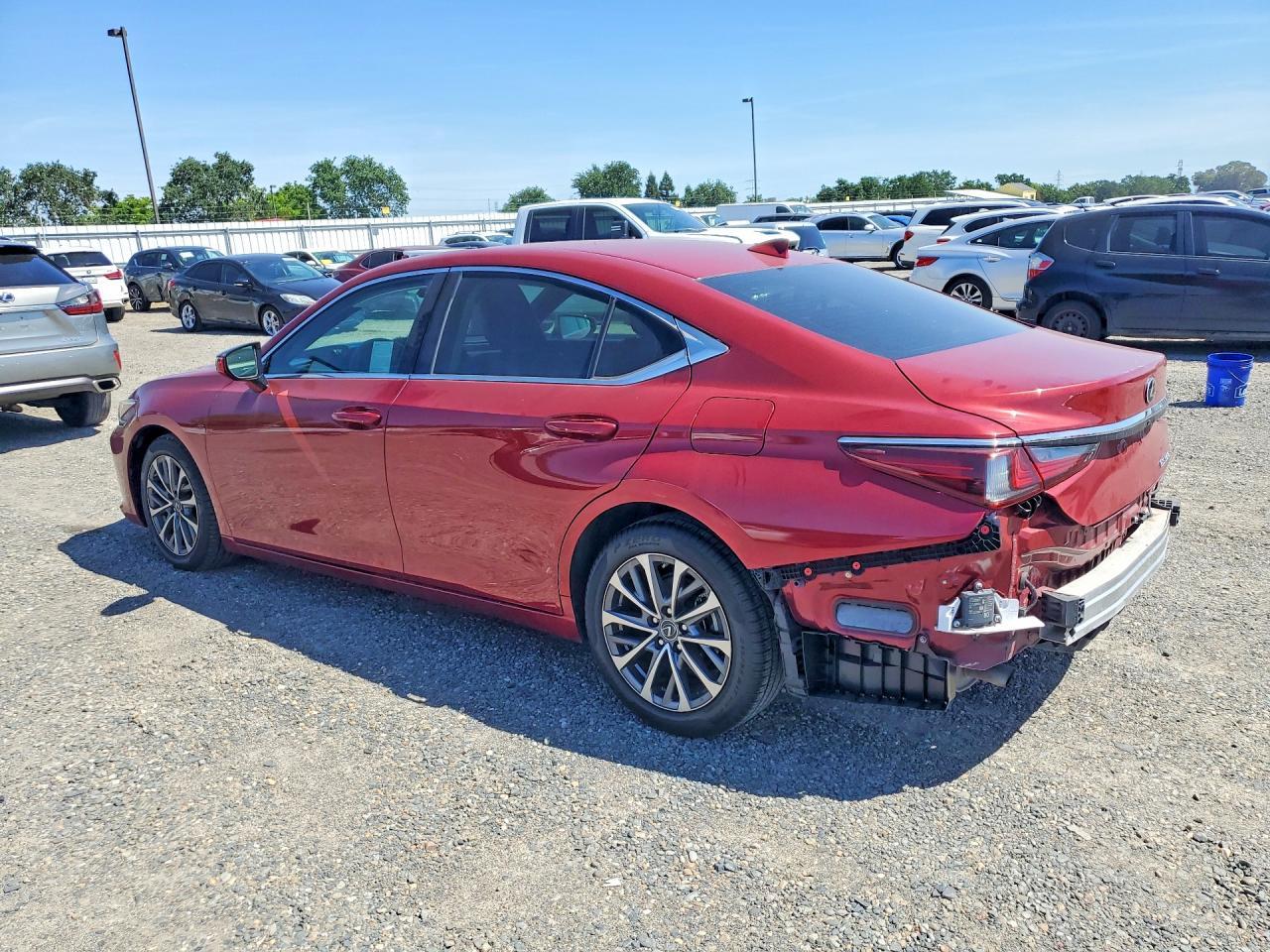 2022 Lexus Es 350 Base - Image 2