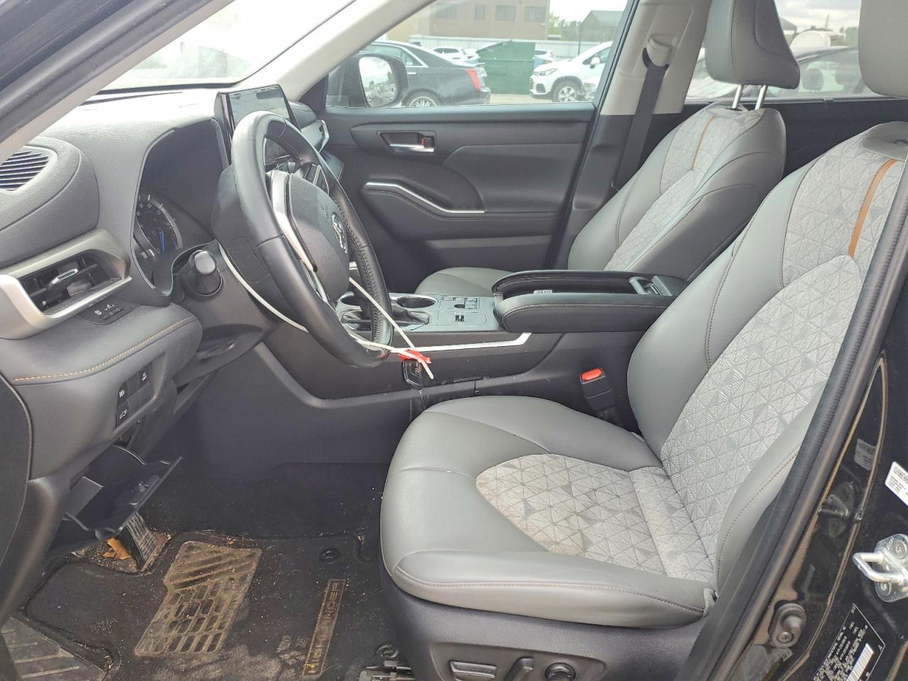 2023 Toyota Highlander Hybrid Bronze Edition - Фото 7