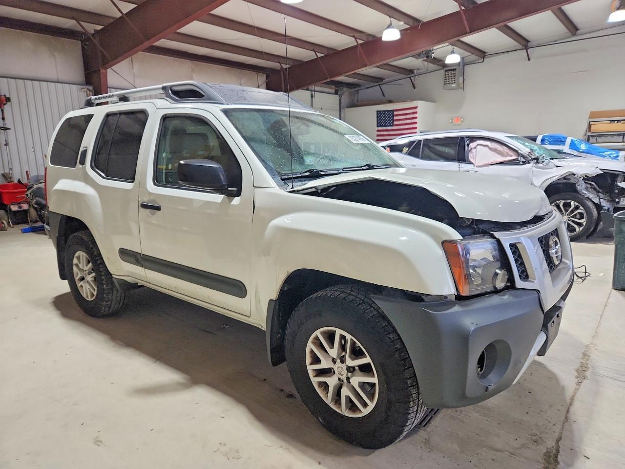 2014 Nissan Xterra S - Фото 4