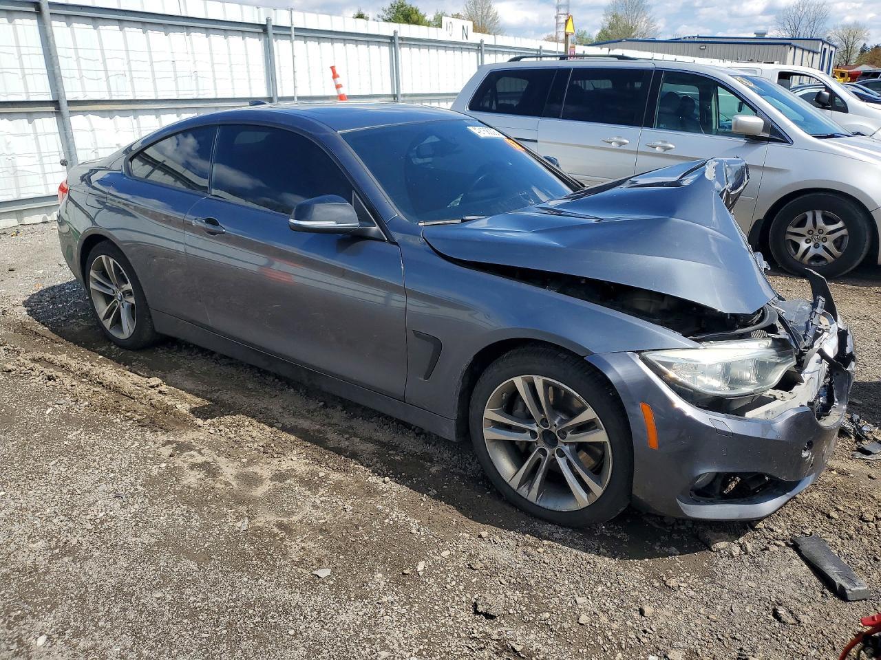 2014 BMW 435 Xi - Image 4