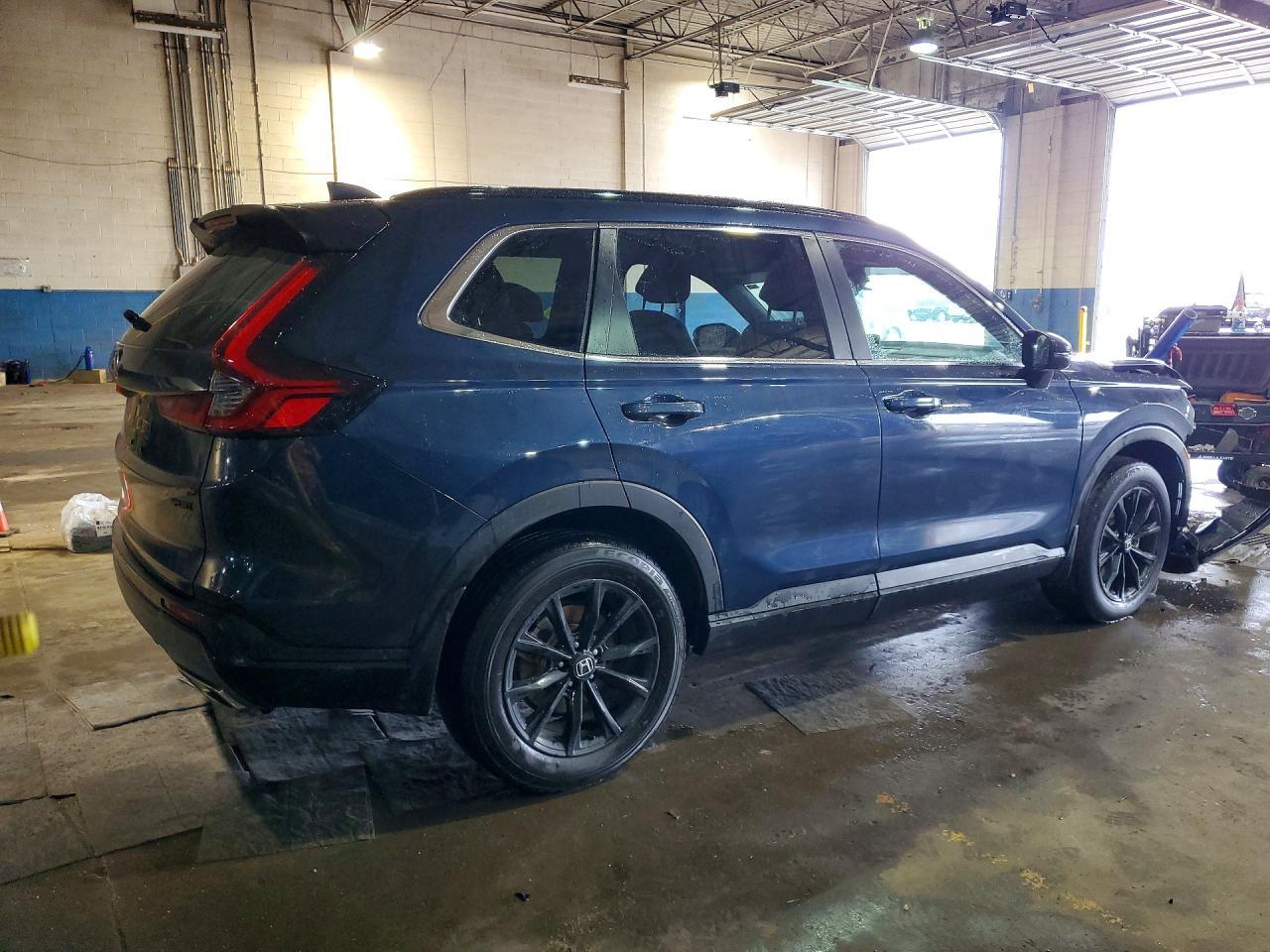 2025 Honda Cr-V Sport-L - Image 3