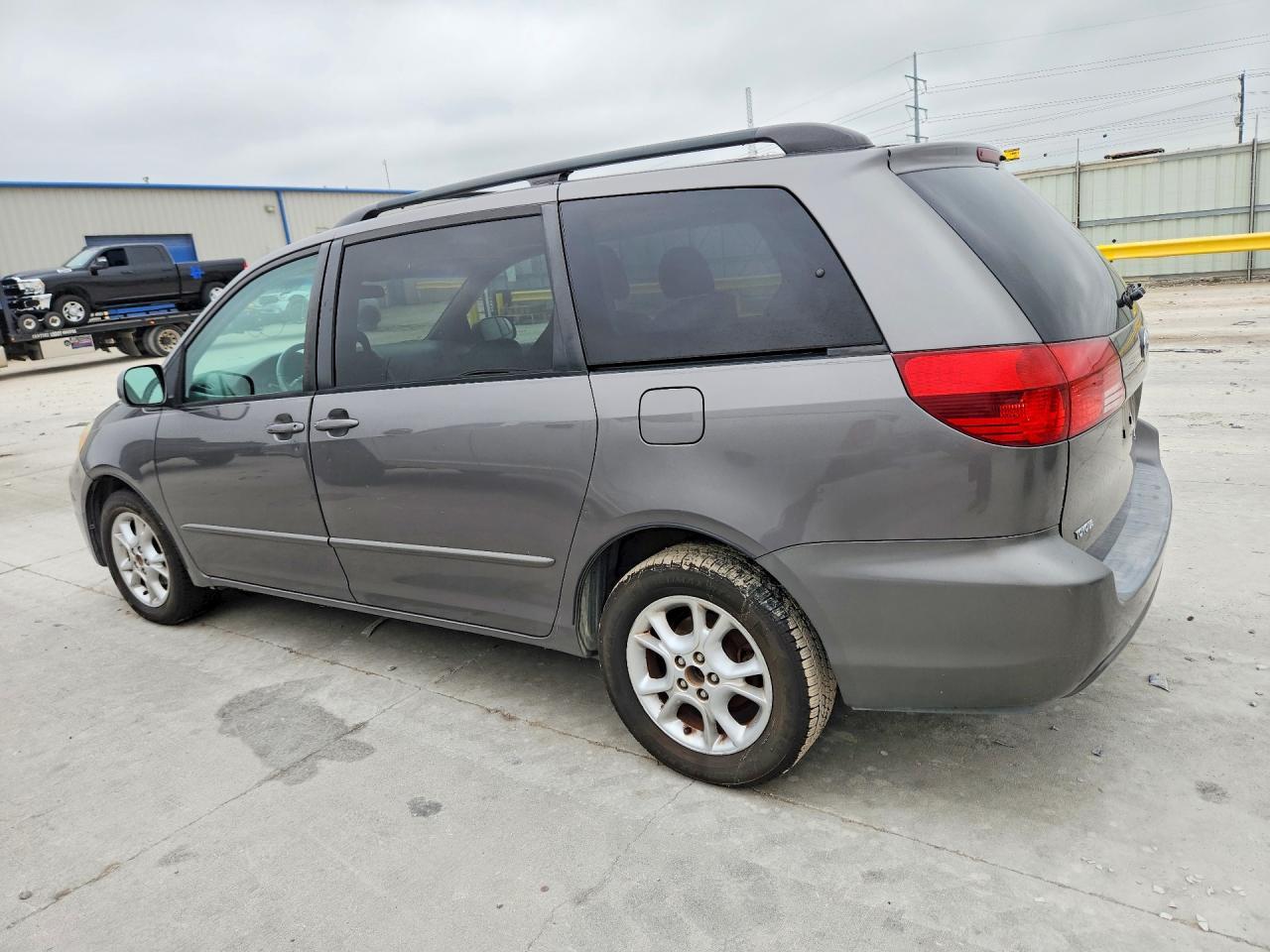 2005 Toyota Sienna Xle 7 Passenger - Фото 2