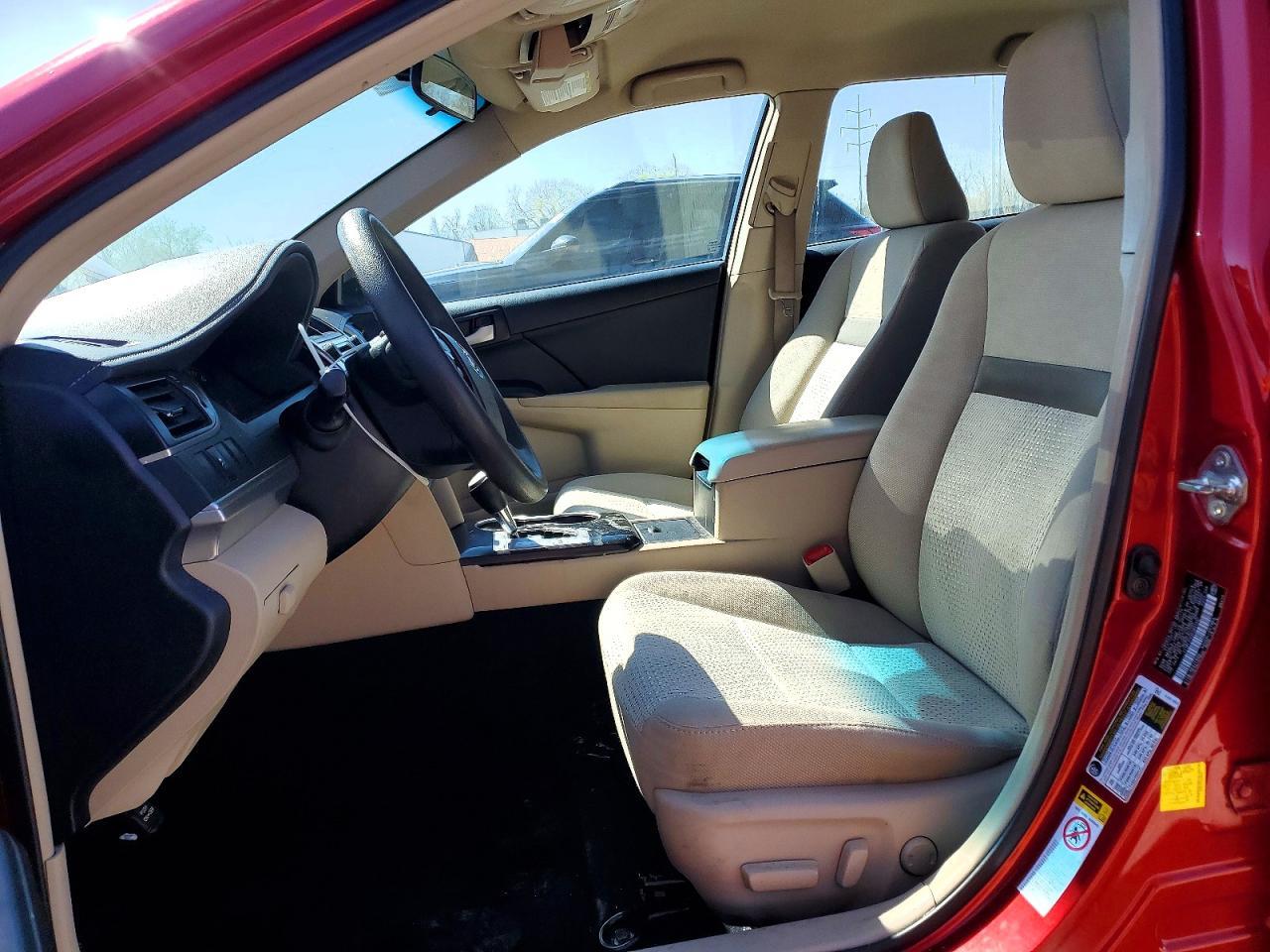2014 Toyota Camry Le - Фото 7