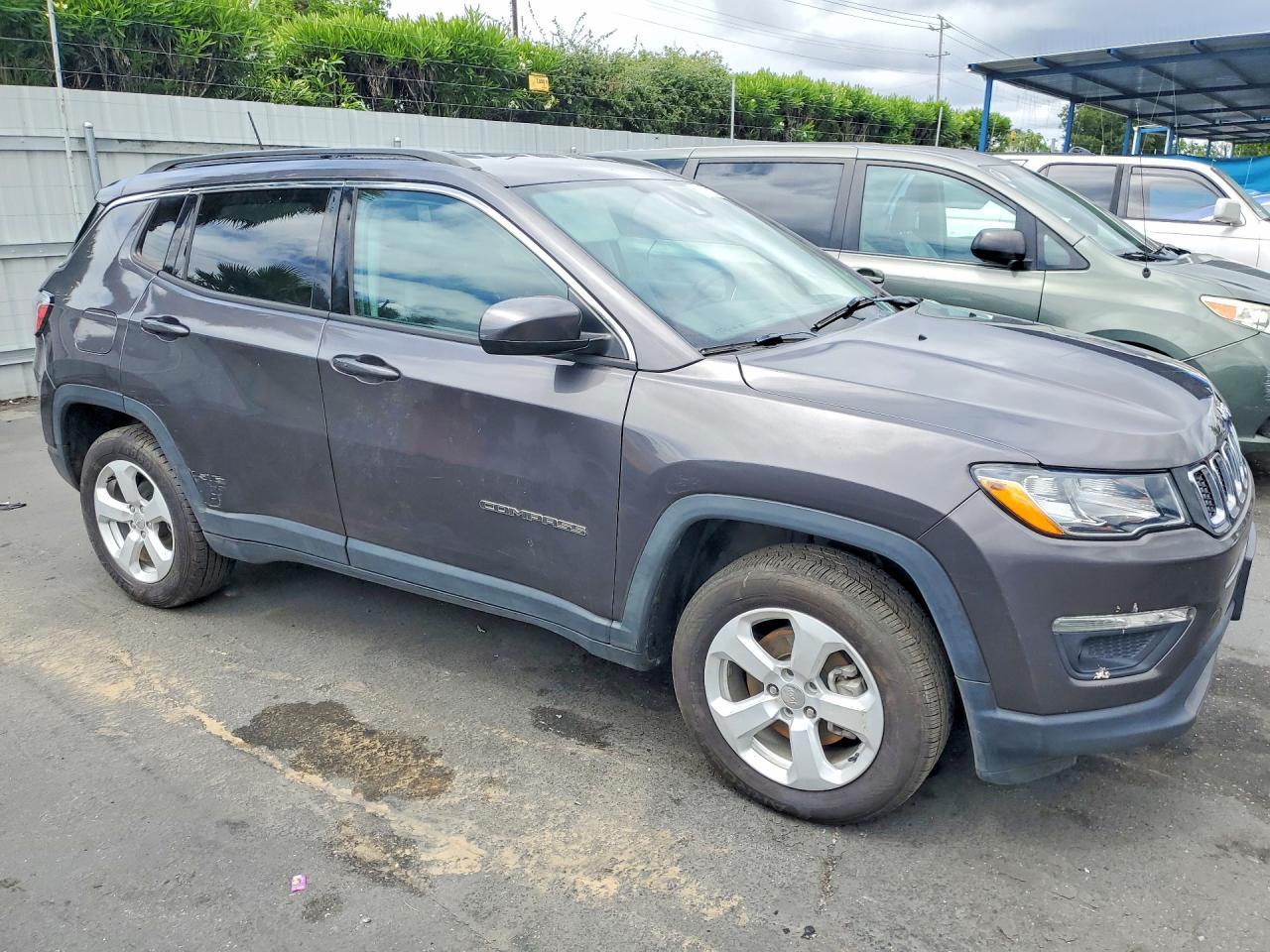 2021 Jeep Compass Latitude - Фото 4