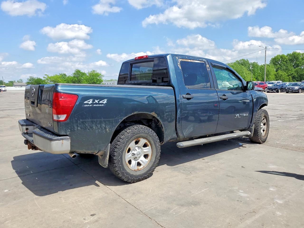 2005 Nissan Titan Xe - Фото 3