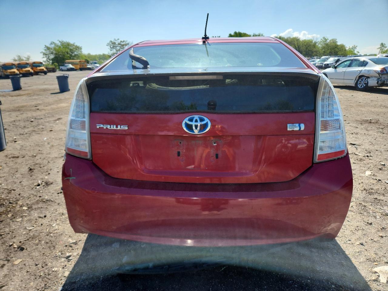 2011 Toyota Prius Two - Image 6