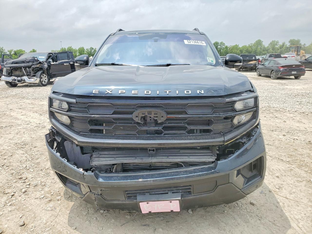 2025 Ford Expedition Active - Фото 5