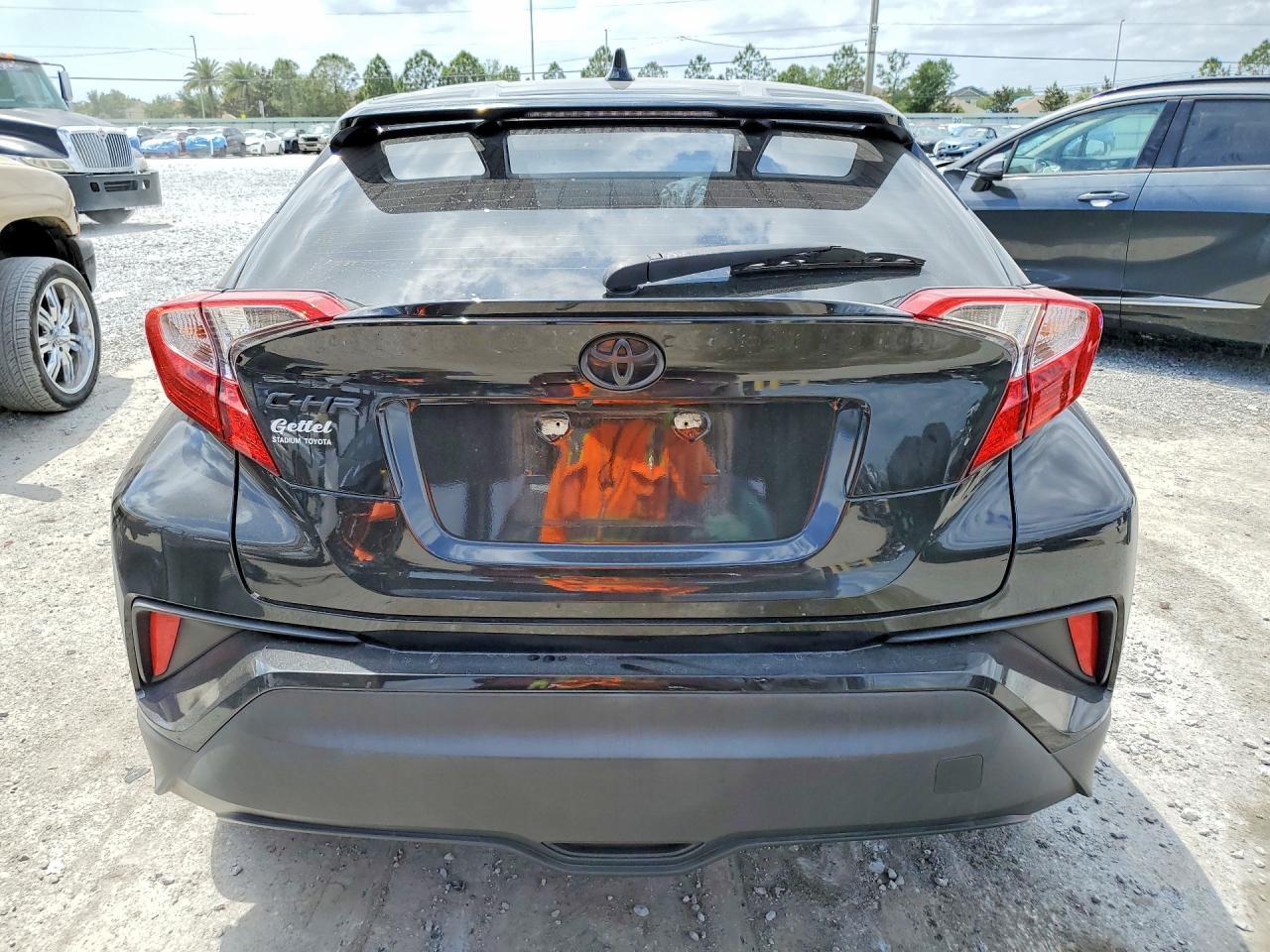 2021 Toyota C-Hr Nightshade - Фото 6