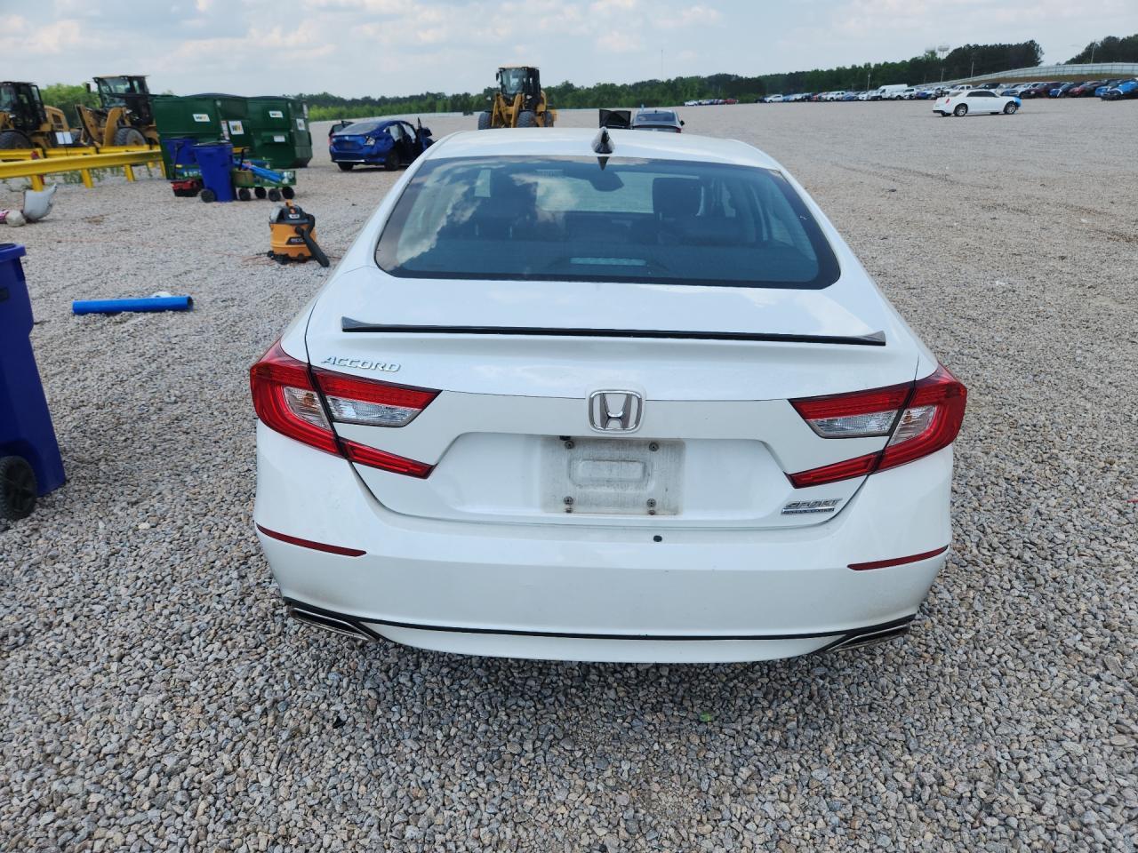 2022 Honda Accord Sport Se - Image 6