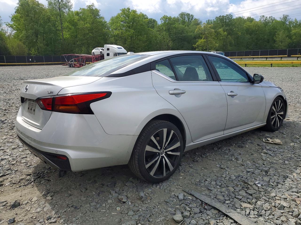 2020 Nissan Altima Sr - Image 3