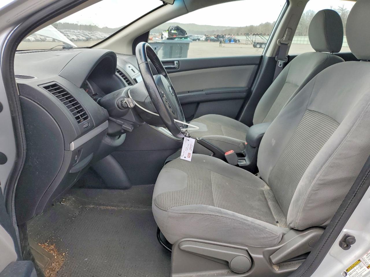 2012 Nissan Sentra 2.0 - Image 7