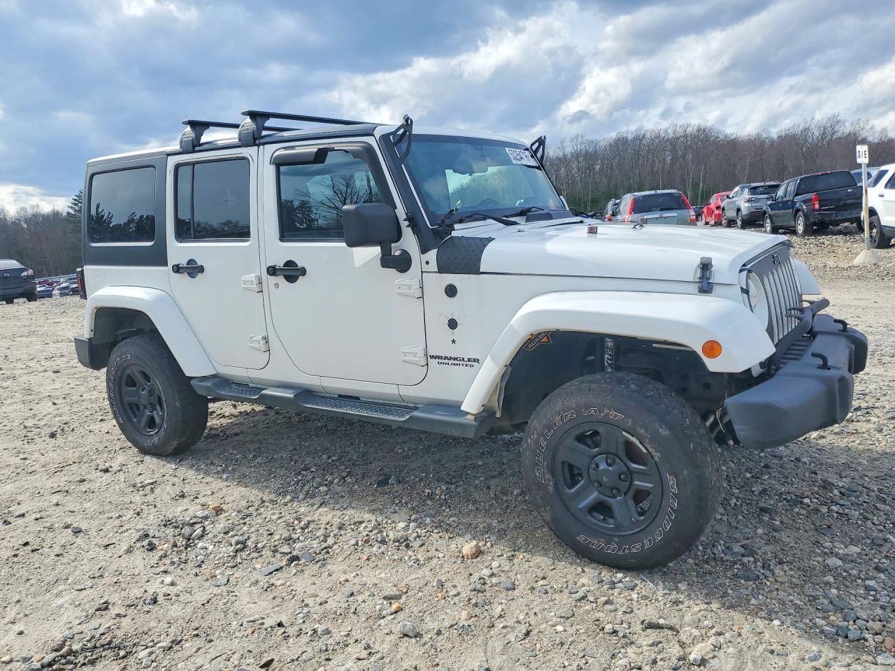 2012 Jeep Wrangler Unlimited Sahara - Фото 4