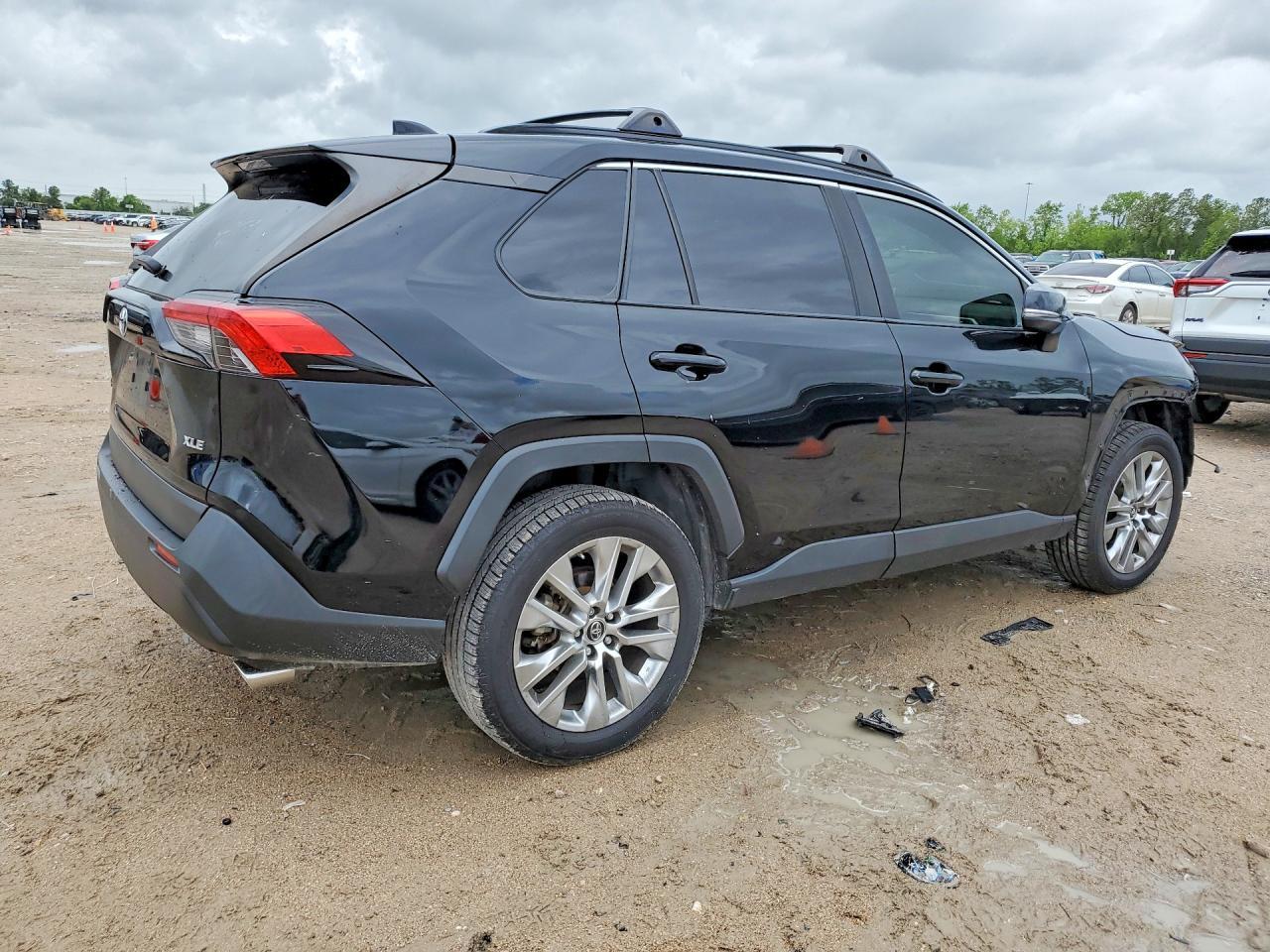 2019 Toyota Rav4 Xle Premium - Фото 3
