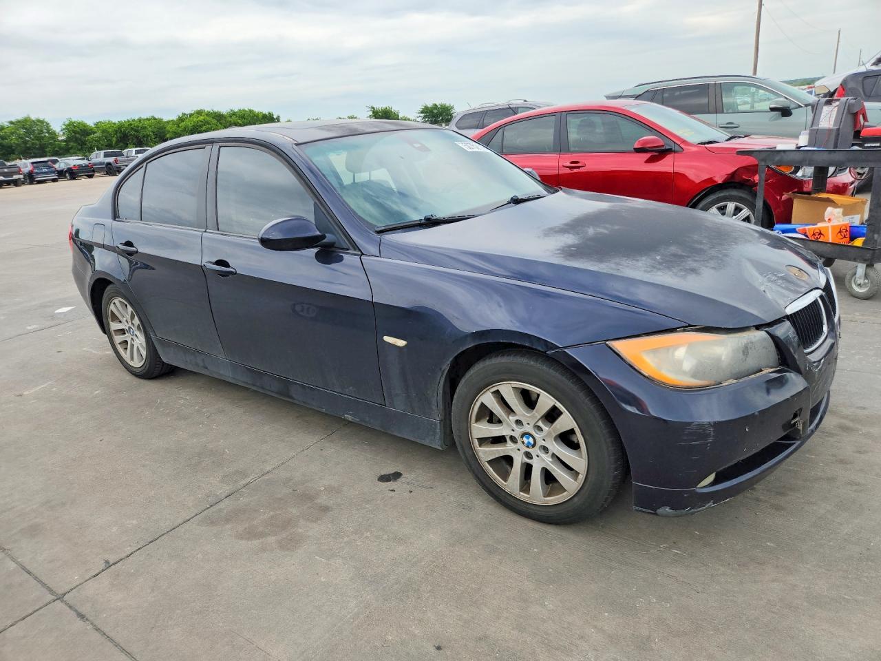 2006 BMW 325 I - Image 4