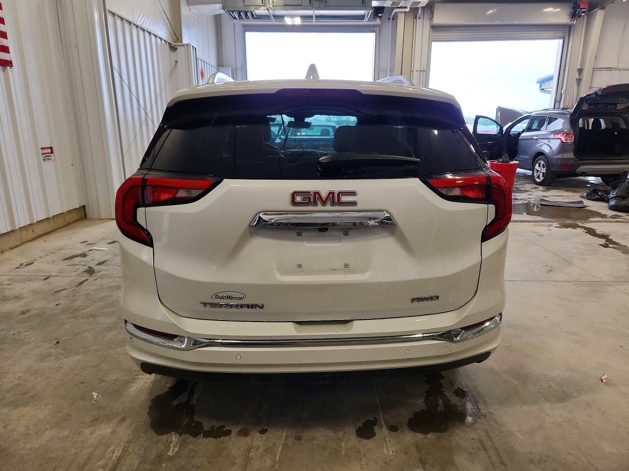 2021 GMC Terrain Denali - Фото 6