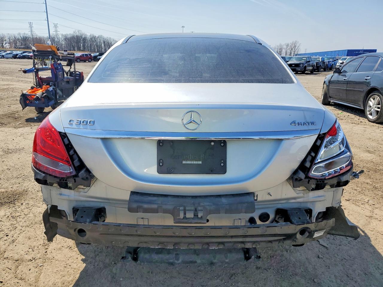 2016 Mercedes-Benz C 300 4Matic - Image 6