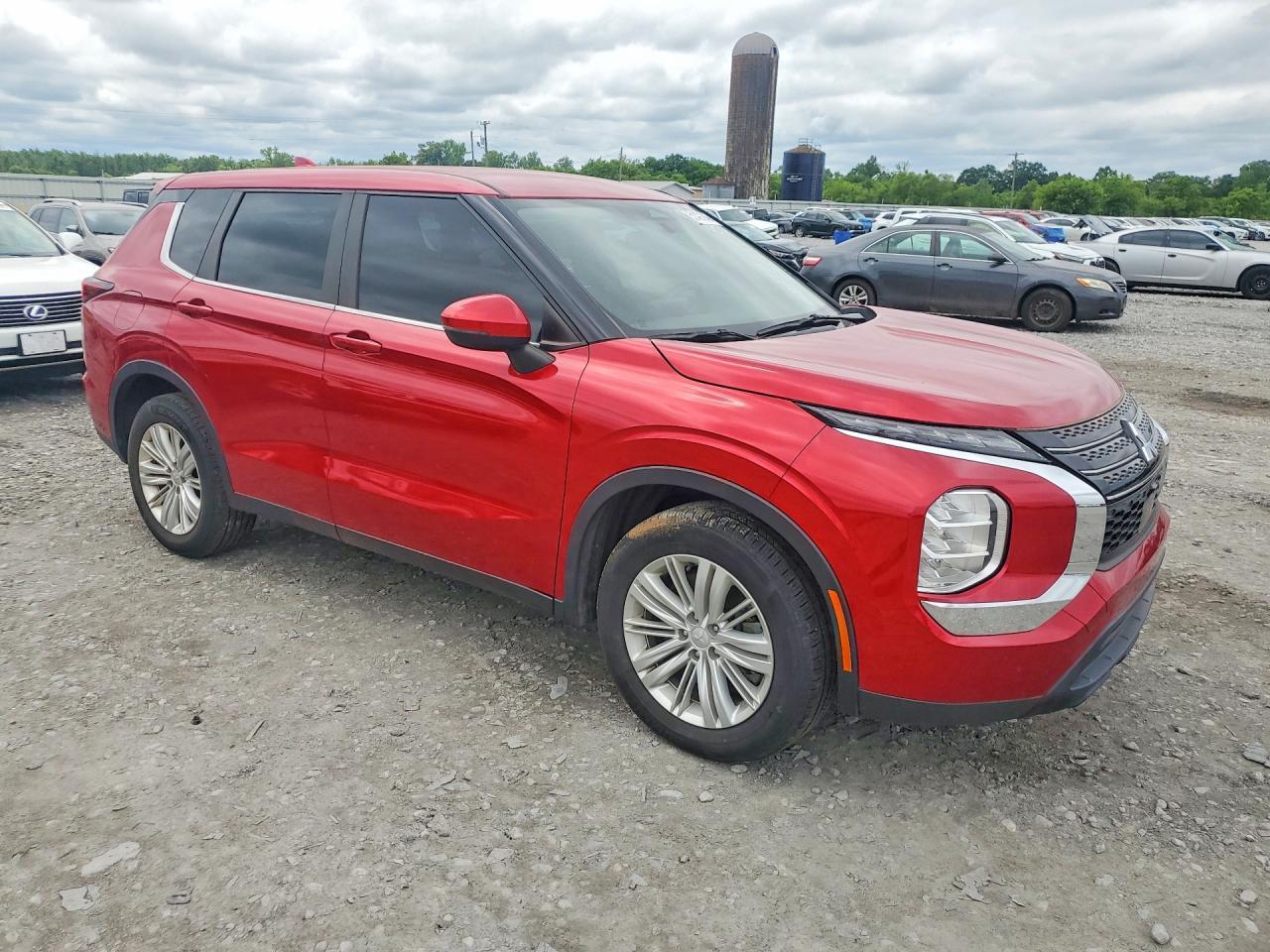 2023 Mitsubishi Outlander Es - Image 4