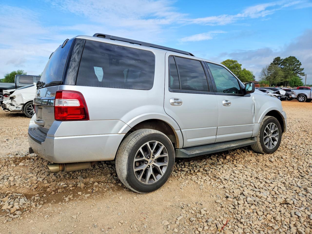 2016 Ford Expedition Xlt - Фото 3