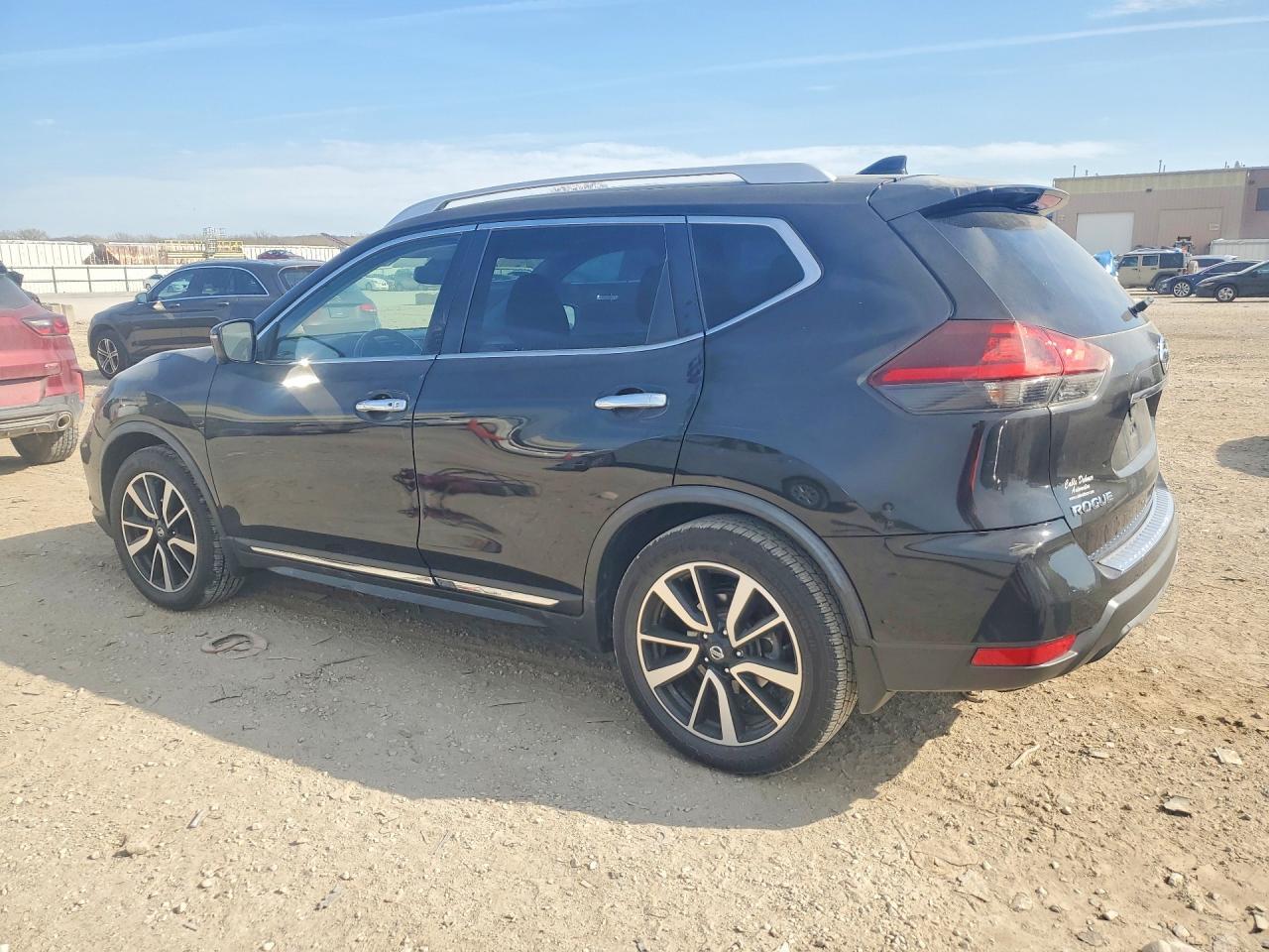 2018 Nissan Rogue S - Image 2