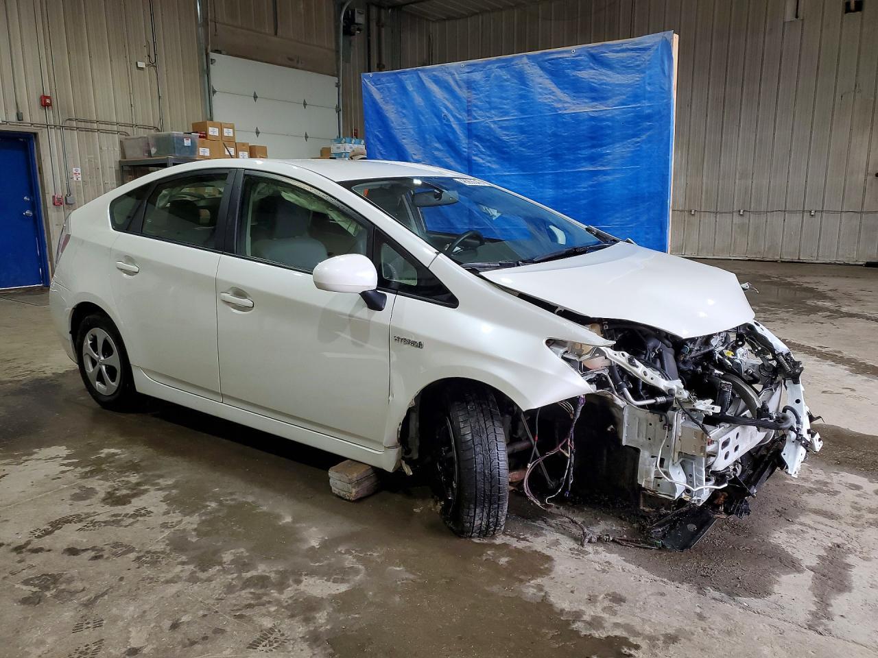 2015 Toyota Prius Four - Фото 4