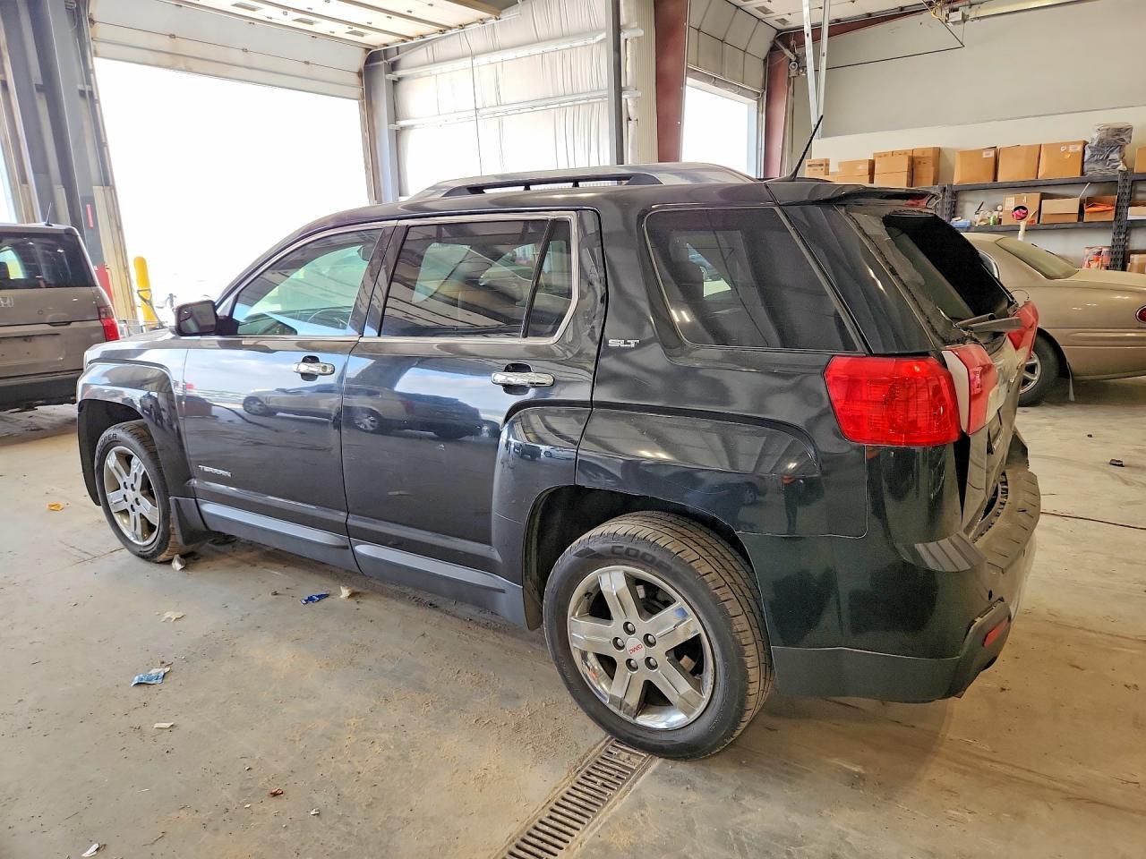 2013 GMC Terrain Slt - Image 2