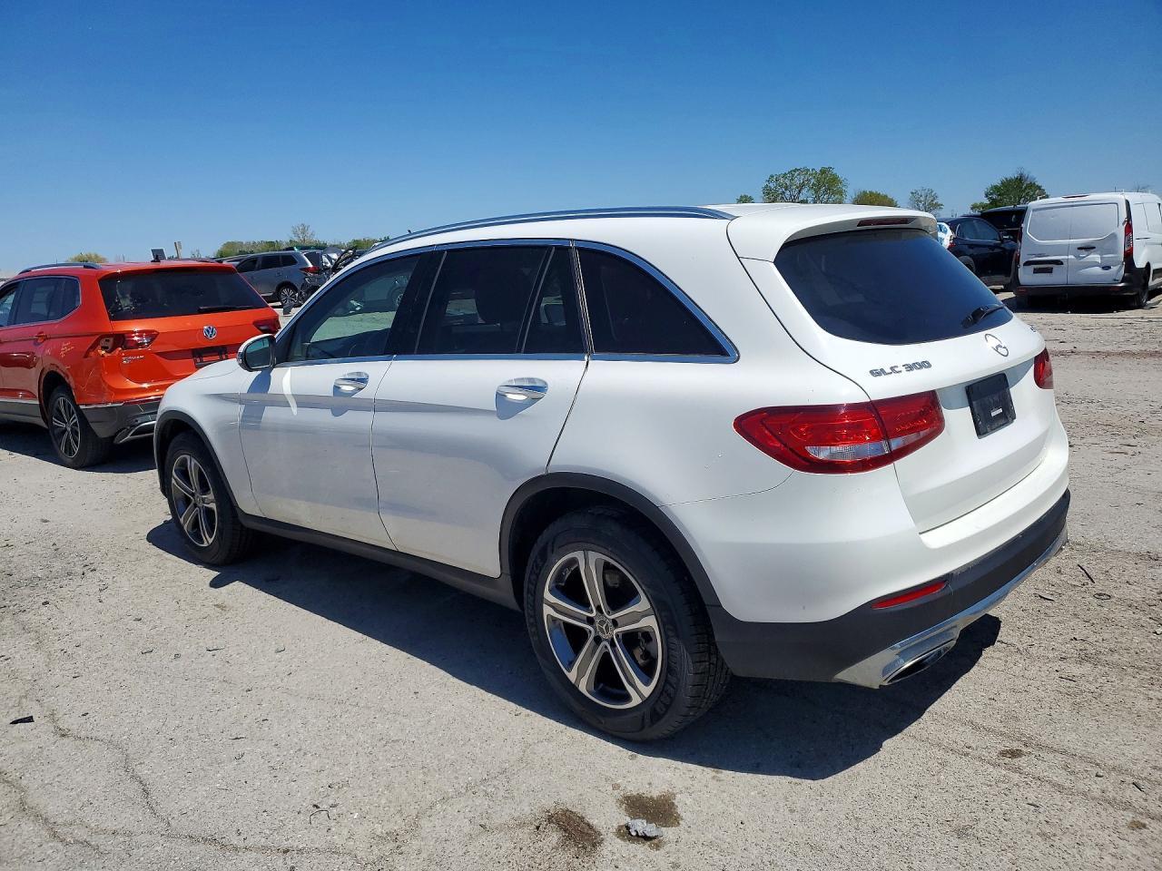 2018 Mercedes-Benz Glc 300 4Matic - Фото 2