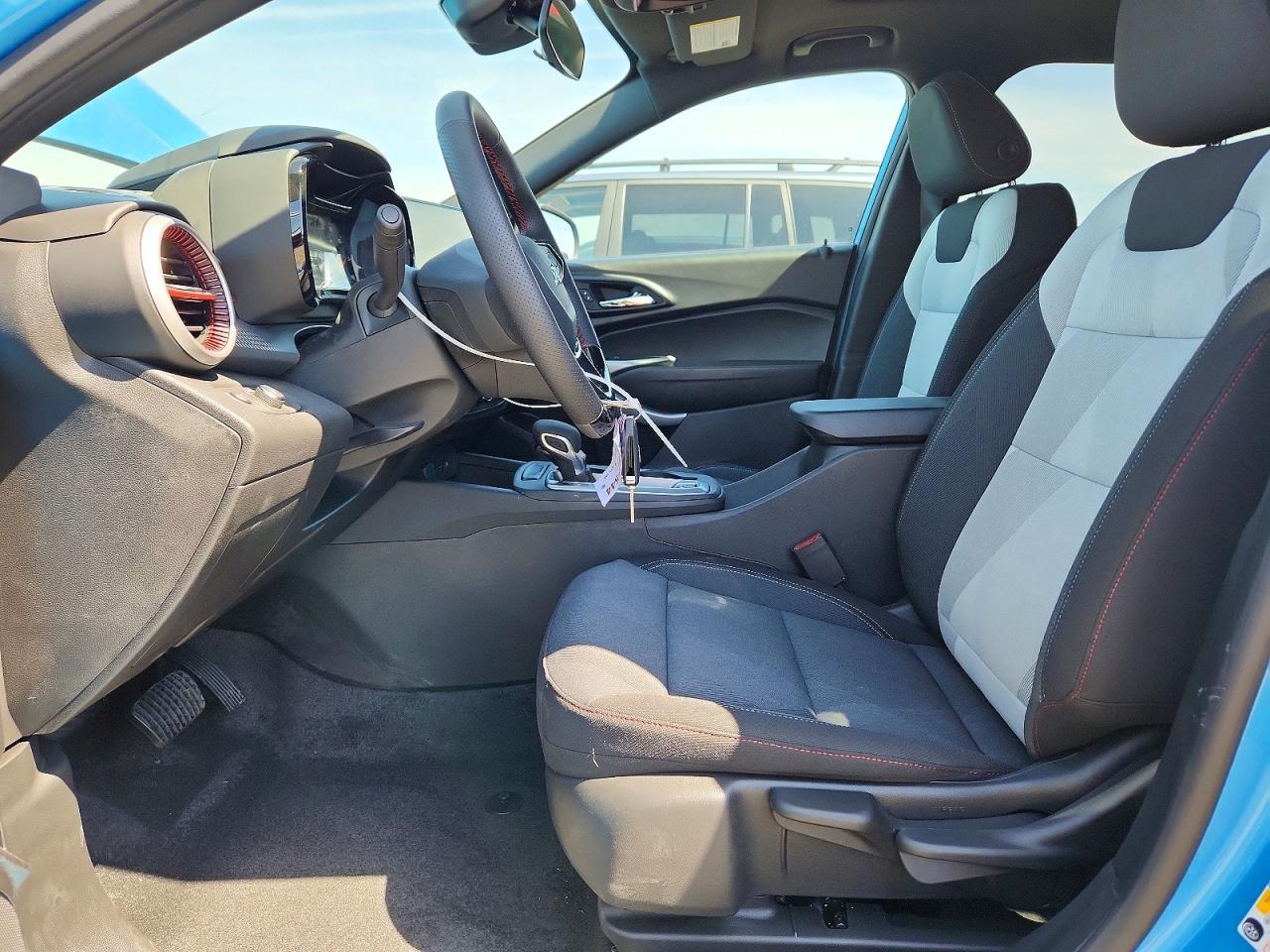 2026 Chevrolet Trax 1Rs - Image 7