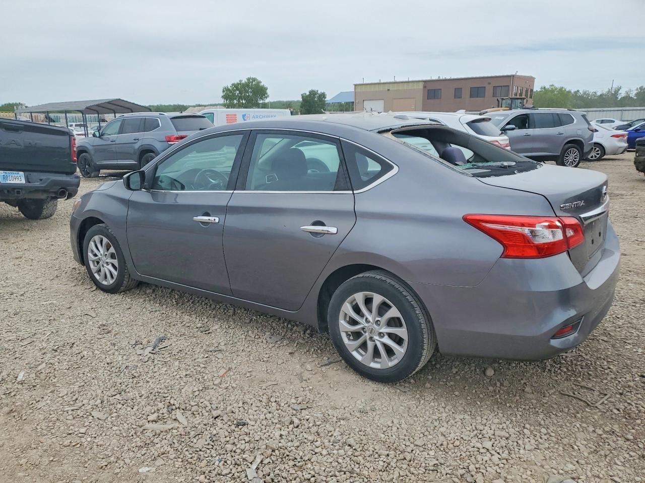 2019 Nissan Sentra Sv - Фото 2