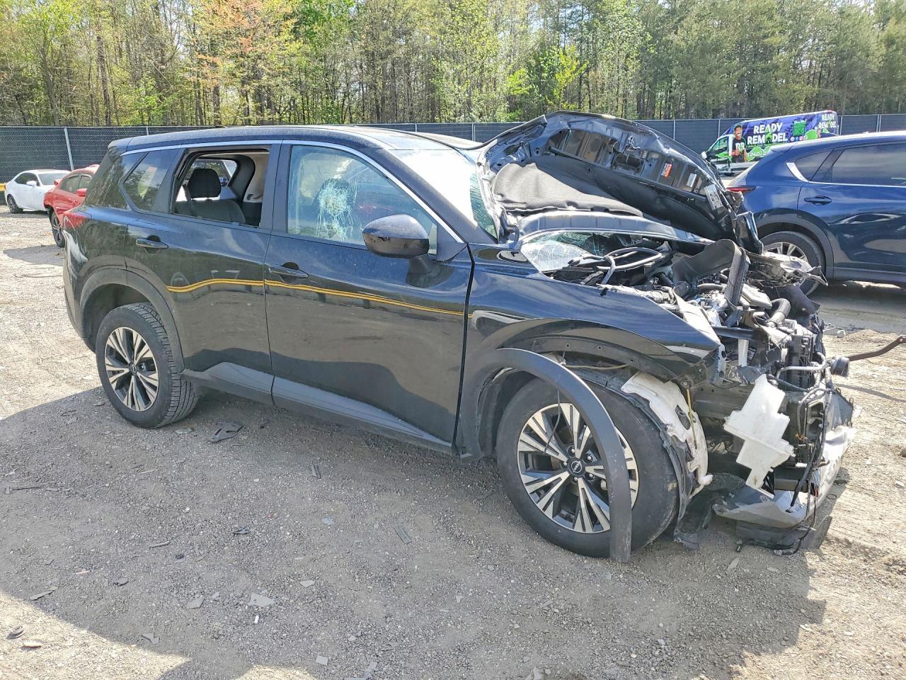 2023 Nissan Rogue Sv - Image 4