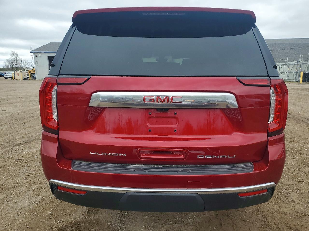 2022 GMC Yukon Denali - Фото 6