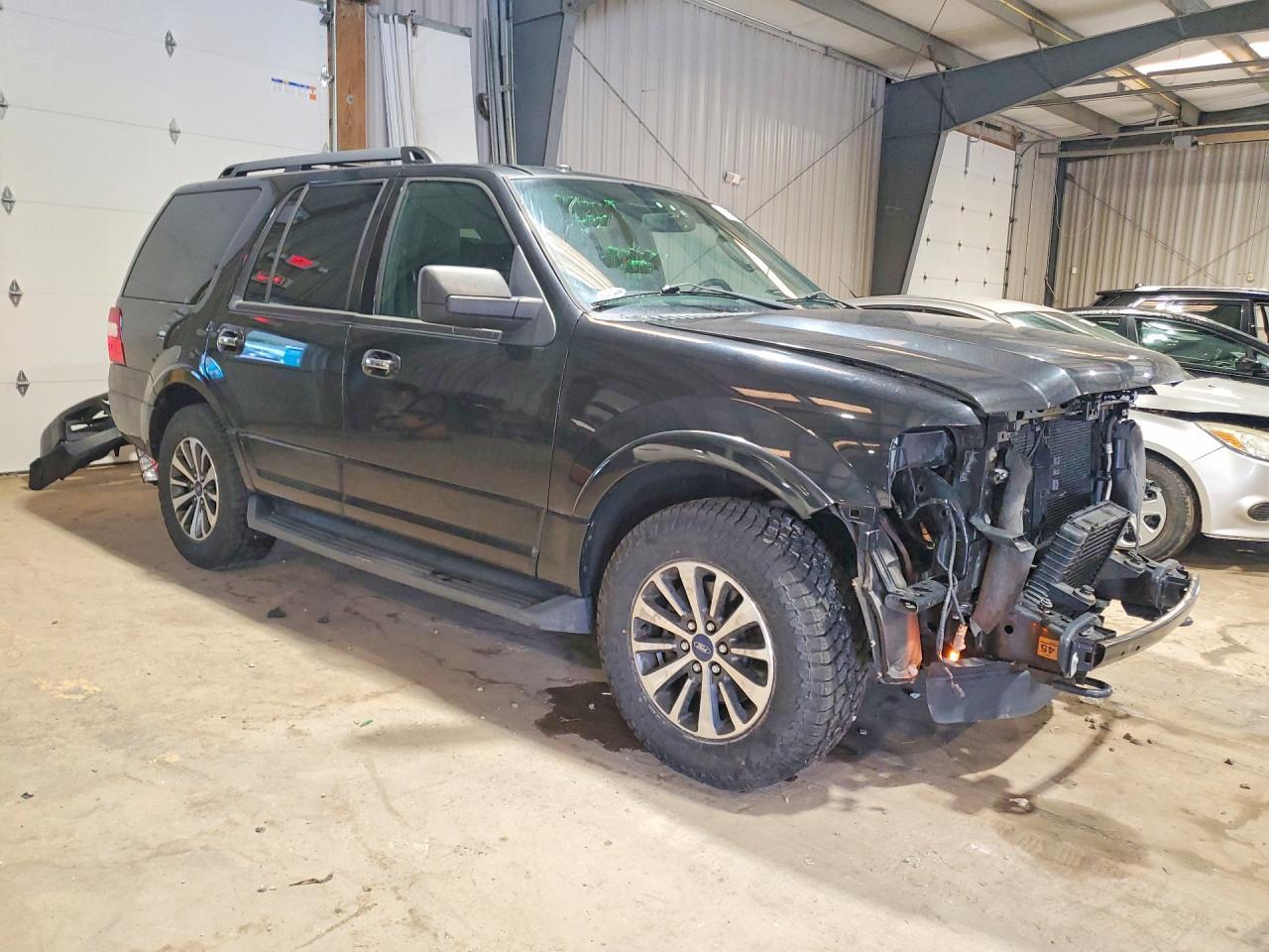 2015 Ford Expedition Xlt - Фото 4