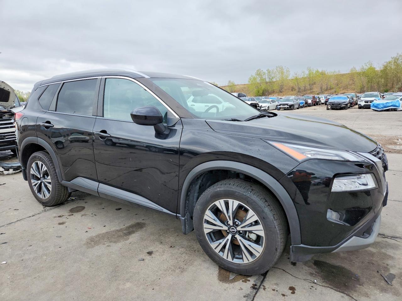 2023 Nissan Rogue Sv - Фото 4